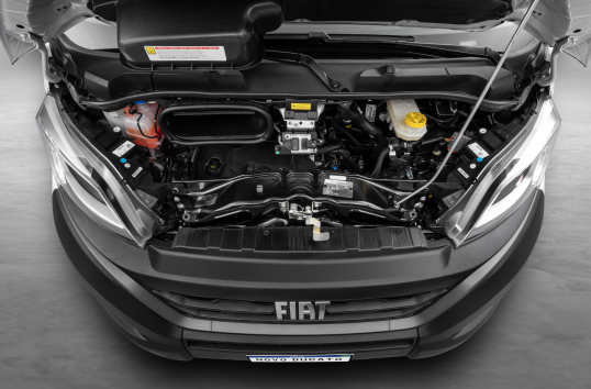 Fiat_Ducato_onder_de_motorkap Fiat_Ducato_onder_de_motorkap